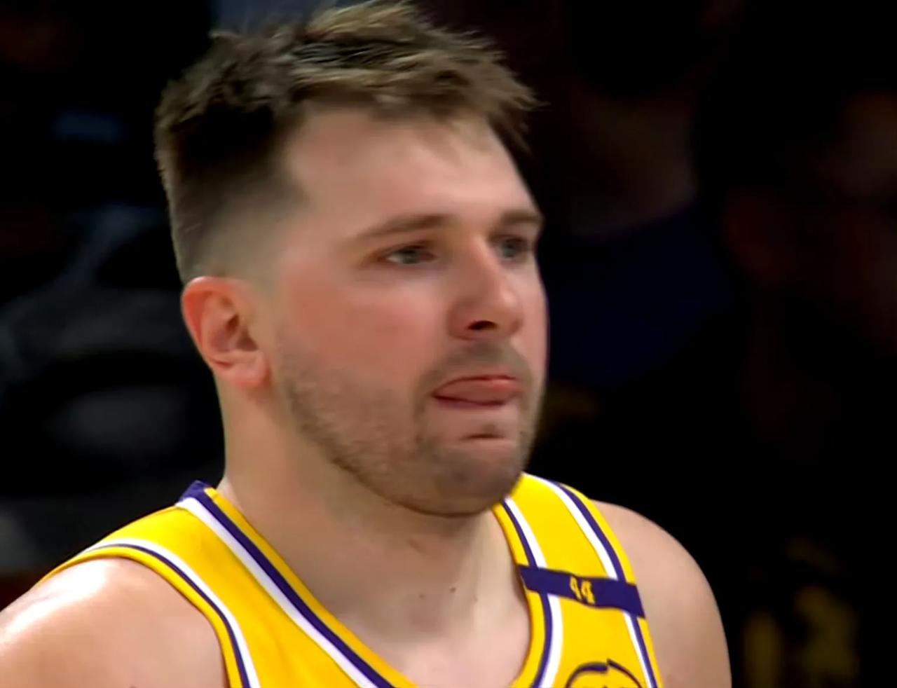 在线体育-东契奇官方宣布锐不可当新规，MAD引发争议！热度持续攀升(东契奇被驱逐真相曝光)