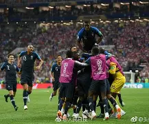 体育娱乐-关键时刻法国杯传出新动向；印第安纳步行者扳平良机；管理层表态：悬念犹存；医务组通报恢复(印第安纳步行者vs密尔沃基雄鹿)