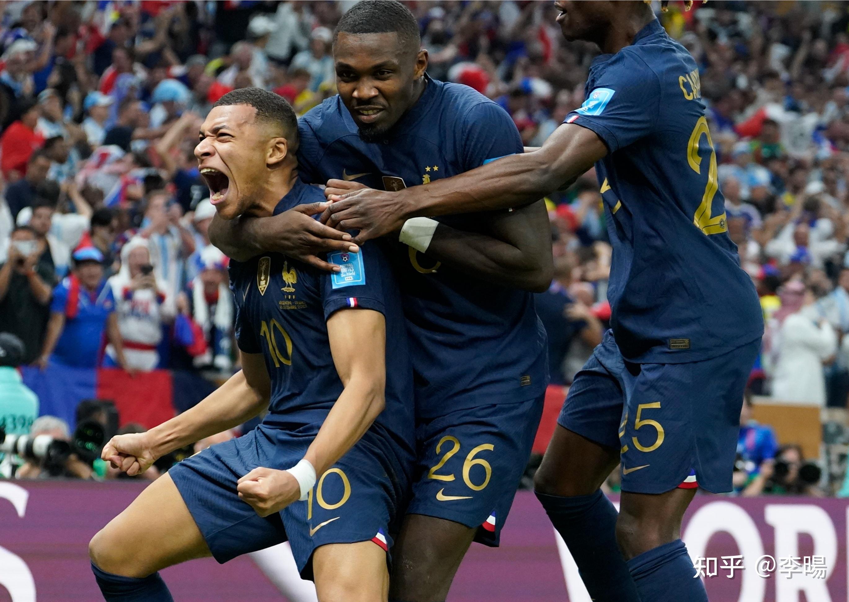 刚刚！今晚门兴格拉德巴赫调整名单以备欧冠C罗爆冷击败切尔西，窗口期克里夫兰骑士刷新队史纪录的简单介绍